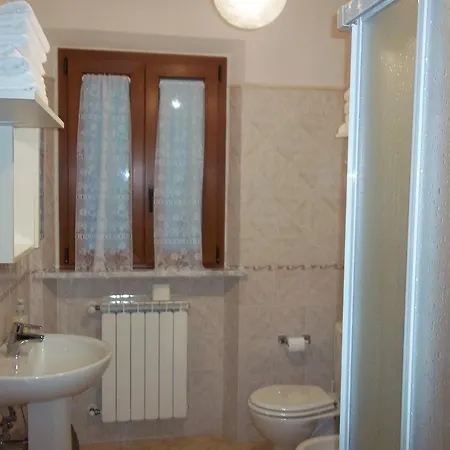 Caddelovi Apartment Fibbialla Room photo