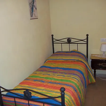 Caddelovi Apartment Fibbialla Room photo